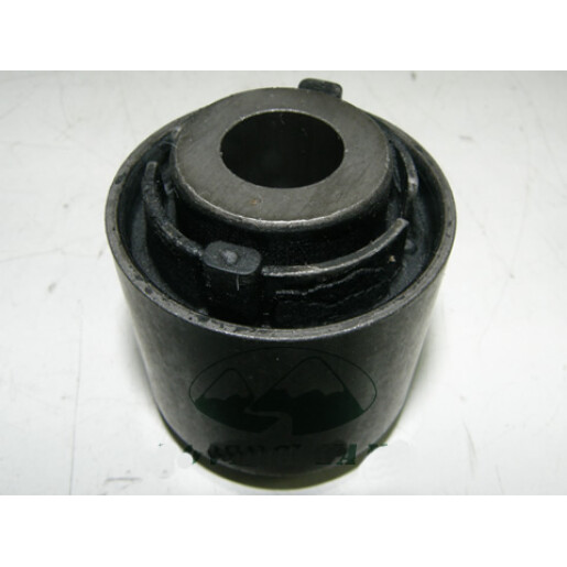 Bucsa brat suspensie LR001184 Land Rover Freelander Bucsa brat suspensie LR001184 Land Rover Freelander